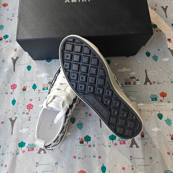 Amiri Star Print Platform Sneakers - Picture 6 of 7